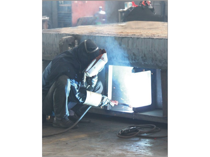 ようせつこうじょう